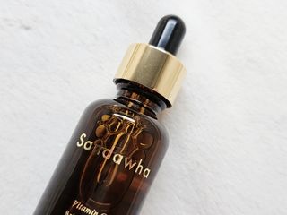 스킨큐어 산다화 비타민c 화이트닝 에센스 30ml — 5점을 준 리뷰어가 2023년 7월 올린 사용 사진