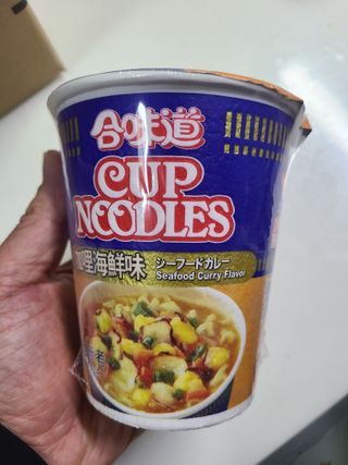 NISSIN 닛신 컵누들  4종 - 씨푸드오리지날, 씨푸드 스파이시, 씨푸드 커리, 씨푸드 XO소스 — 5점을 준 리뷰어가 2022년 12월 올린 사용 사진