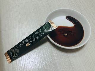 서울약사신협_프리미엄 진 녹용스틱 플러스10g x 30포 — 5점을 준 리뷰어가 2021년 7월 올린 사용 사진