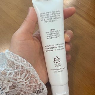 체르엠  프루브 콜라겐 앰플세럼 60ml 1병 — 5점을 준 리뷰어가 2022년 2월 올린 사용 사진
