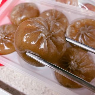 로드몰 [굽네] 컬리플라워 닭가슴살 만두 2종 6팩 — 4점을 준 리뷰어가 2021년 9월 올린 사용 사진