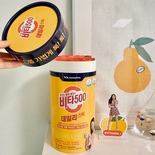 광동생활건강 [광동] 제니비타민C 비타500데일리스틱 180포+제니등신대+제니스티커 — 5점을 준 리뷰어가 2021년 12월 올린 사용 사진