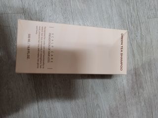 프리마인 더이상 뻣뻣하고 효과없는 탈모샴푸는 NO. 근본부터 케어하는 셀베이스 그린티샴푸(500ml) — 5점을 준 리뷰어가 2023년 3월 올린 사용 사진