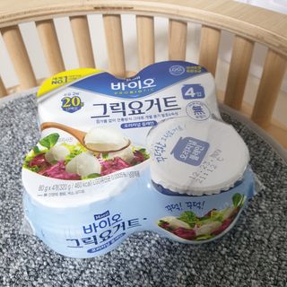 매일바이오 그릭요거트 오리지널 플레인 4개, 로스터리 커피믹스 4개 — 2점을 준 리뷰어가 2021년 12월 올린 사용 사진