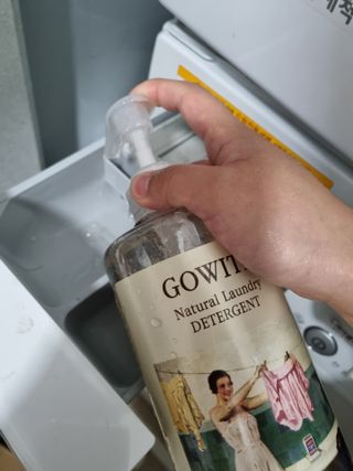 고위드올인원 세탁세제 1000ml — 3점을 준 리뷰어가 2021년 5월 올린 사용 사진
