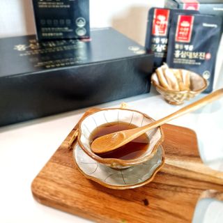 광동생활건강 광동 명품 홍삼대보진 50mL x 30포 — 5점을 준 리뷰어가 2023년 4월 올린 사용 사진