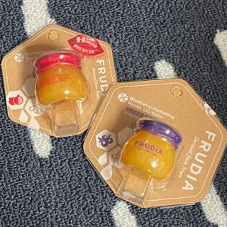 [후르디아] 올리브영 꿀과즙 립밤 2종 (블루베리/석류) — 5점을 준 리뷰어가 2022년 12월 올린 사용 사진