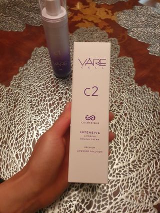 바르셀 주름개선 리프팅 영양크림 인텐시브 리포좀 더블크림-C2 50ml — 4.5점을 준 리뷰어가 2021년 11월 올린 사용 사진
