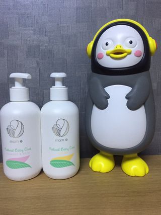 mom e 맘이 내추럴 베이비 케어 샴푸앤바스+로션 — 5점을 준 리뷰어가 2021년 1월 올린 사용 사진