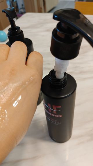 웰피아생활건강 웰피아 올인원 남성화장품 옴므페론 — 5점을 준 리뷰어가 2023년 1월 올린 사용 사진