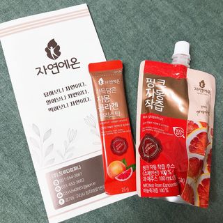 자연에온 핑크 자몽 착즙 100mL 10개입 1BOX +가 득담은 자몽 콜라겐 젤리스틱 1BOX — 5점을 준 리뷰어가 2021년 6월 올린 사용 사진