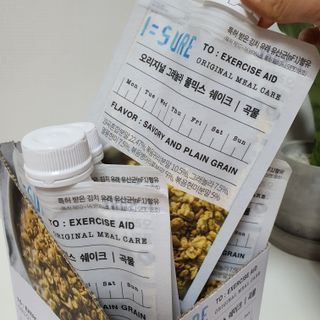 다미즐 [아이슈어] 맛있는 관리의 시작 그래놀라 풀믹스 쉐이크 4종 택 1/7일분/초콜릿, 고구마, 곡물, 바나나 — 5점을 준 리뷰어가 2021년 4월 올린 사용 사진
