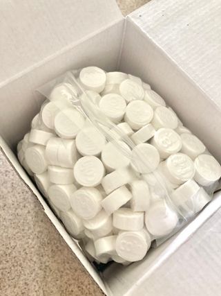 [올가드] 무방부제 대용량 코인티슈 500개입 + 휴대용케이스 1개 — 5점을 준 리뷰어가 2022년 12월 올린 사용 사진