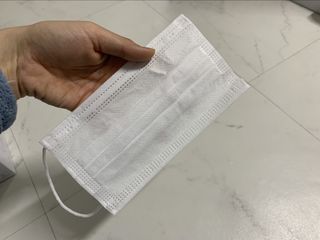 위케어 원데이 덴탈마스크 50매 화이트 대형 국내생산 — 5점을 준 리뷰어가 2021년 2월 올린 사용 사진