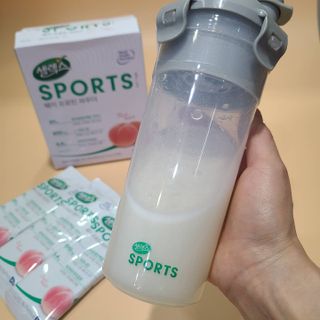 셀렉스스포츠 [복숭아맛] 셀렉스 스포츠 웨이 프로틴 파우더 스틱형 — 5점을 준 리뷰어가 2021년 5월 올린 사용 사진