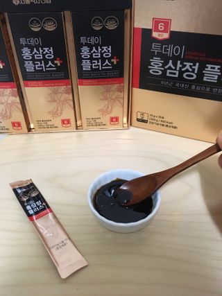 서울약사신협_투데이홍삼정플러스스틱_10g x 30포 — 5점을 준 리뷰어가 2021년 2월 올린 사용 사진