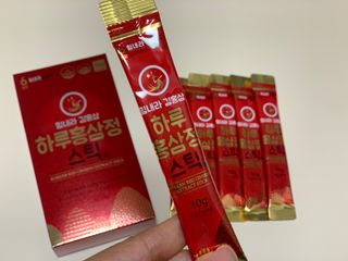 힘내라김홍삼 하루홍삼정스틱 10g x 10포 — 4.5점을 준 리뷰어가 2021년 5월 올린 사용 사진