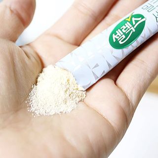 셀렉스스포츠 셀렉스 밀크세라마이드 저분자피쉬콜라겐 28포 X 1박스 — 5점을 준 리뷰어가 2021년 8월 올린 사용 사진