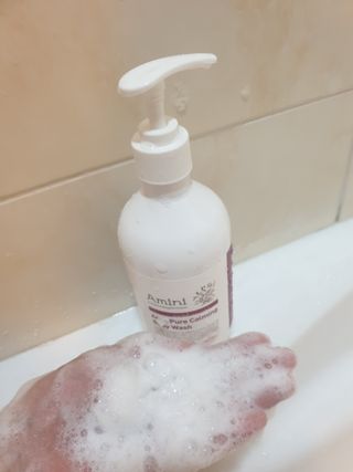 아미니 아크네 퓨어카밍 바디워시 500ml — 5점을 준 리뷰어가 2021년 6월 올린 사용 사진