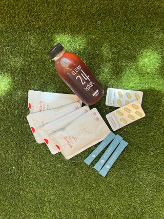클린24시간 1BOX(5포) + 전용보틀(500ml) — 5점을 준 리뷰어가 2023년 6월 올린 사용 사진