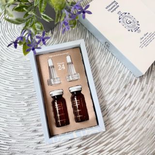 청담로즈 로즈블랑 화이트닝 비타민24 앰플 — 5점을 준 리뷰어가 2023년 7월 올린 사용 사진