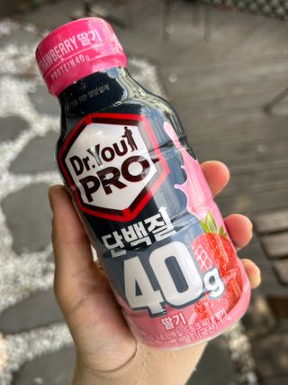 닥터유 프로 단백질드링크 40g 딸기 — 5점을 준 리뷰어가 2025년 7월 올린 사용 사진
