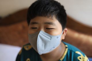 알도(A.L.D.O) 알도 에코슈브 주니어 마스크(중형) — 4점을 준 리뷰어가 2022년 9월 올린 사용 사진