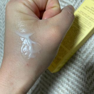 산다화 비타민C 화이트닝 크림 — 5점을 준 리뷰어가 2023년 4월 올린 사용 사진