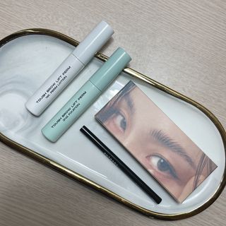 엔트로피메이크업 터프 브로우리프트펌 — 2점을 준 리뷰어가 2021년 11월 올린 사용 사진