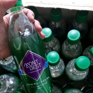 몽베스트 Montbest with Sparkling water Plain 20병 — 5점을 준 리뷰어가 2022년 6월 올린 사용 사진