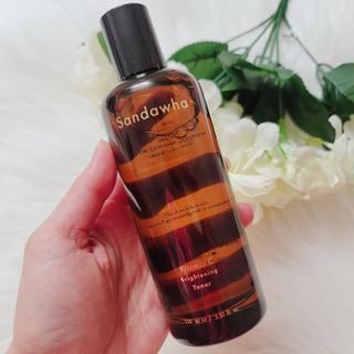 스킨큐어 산다화 비타민c 화이트닝 토너 150ml — 5점을 준 리뷰어가 2021년 12월 올린 사용 사진