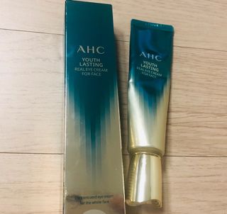 [NEW 탄력유턴 아이크림] AHC 유스 래스팅 리얼 아이크림 포 페이스 — 4점을 준 리뷰어가 2021년 4월 올린 사용 사진