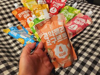 참앤들황토농원 10가지 맛, 입맛대로 스페셜하게~ 가볍게 한 포 땡! 곤약젤리 스페셜 패키지 130ml x 30포 — 5점을 준 리뷰어가 2023년 1월 올린 사용 사진