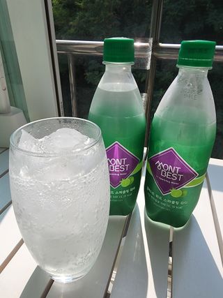 몽베스트 Montbest with Sparkling water Lime20병 — 5점을 준 리뷰어가 2022년 6월 올린 사용 사진