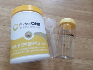 프로티원 단백질쉐이크 곡물맛 2주분 1통+보틀 — 5점을 준 리뷰어가 2021년 4월 올린 사용 사진