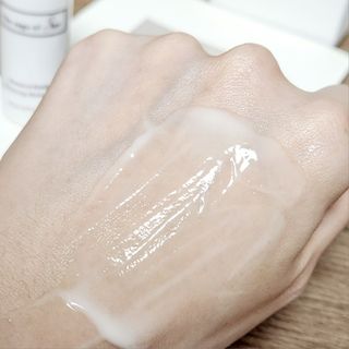 더사가오브수 [사가수] 효혜윤 보태니컬 에너지 에센스인로션 20ml /아이포올 스틱 3g — 5점을 준 리뷰어가 2023년 3월 올린 사용 사진