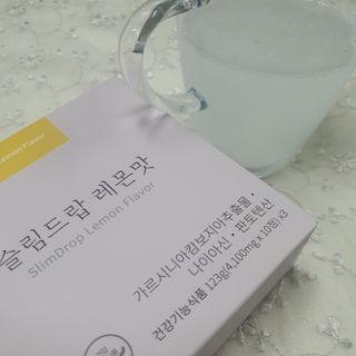 [슬림드랍] 건기식 다이어트 보조제 겸 비타민 — 5점을 준 리뷰어가 2021년 12월 올린 사용 사진