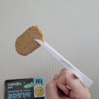칩스틱 과자젓가락 게이밍젓가락 2ea / KC인증 식품용 — 4점을 준 리뷰어가 2021년 11월 올린 사용 사진