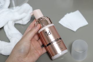 아이디플라코스메틱 아이디 브이로직 마이너스 필링 토너 110ml — 5점을 준 리뷰어가 2022년 1월 올린 사용 사진