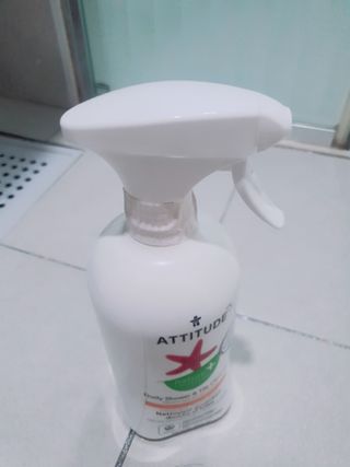 에티튜드 천연 데일리 욕조 클리너 EWG 그린 욕조세제 저자극 하이포알러제닉 친환경 비건 — 5점을 준 리뷰어가 2022년 8월 올린 사용 사진