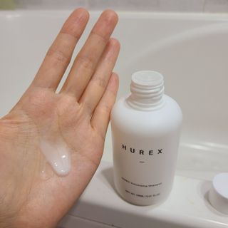 [HUREX] 휴렉스 볼류마이징 탈모완화 기능성 샴푸 150ml x 2개 — 5점을 준 리뷰어가 2021년 9월 올린 사용 사진