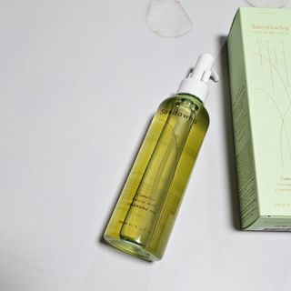 스킨큐어 산다화 순한 클렌징 동백 오일 200ml — 5점을 준 리뷰어가 2023년 4월 올린 사용 사진