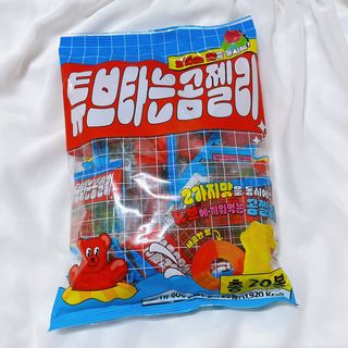 스낵스 튜브타는 곰 젤리 600g (20봉) — 5점을 준 리뷰어가 2024년 8월 올린 사용 사진