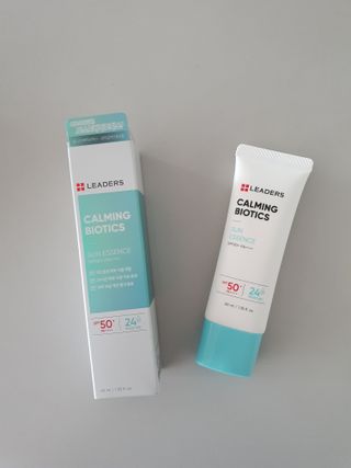 리더스코스메틱 리더스 카밍 바이오틱스 선 에센스 SPF 50+ PA++++ — 5점을 준 리뷰어가 2022년 5월 올린 사용 사진