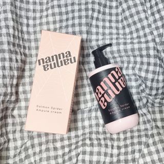 난나 살몬 스파이더 검버섯 미백 톤업 화이트닝 연어 앰플 크림 300ml 대용량 — 4점을 준 리뷰어가 2022년 8월 올린 사용 사진