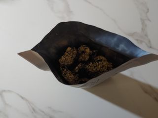 오봉산꽃부각 [만나식품] 오봉산 꽃부각 3가지 맛(오리지널, 새우맛, 매운고추맛) — 5점을 준 리뷰어가 2023년 1월 올린 사용 사진