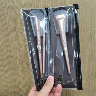[툴앤썸] 라운드 파운데이션 브러시+사선 쉐딩 브러시+블렌딩 브러시 — 5점을 준 리뷰어가 2021년 6월 올린 사용 사진