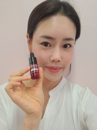 피지오겔 사이언수티컬즈 더 링클-스탑 백 앰플 세럼 — 5점을 준 리뷰어가 2022년 4월 올린 사용 사진