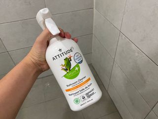 에티튜드 천연 욕실 클리너 시트러스제스트 향 (800ml) — 5점을 준 리뷰어가 2022년 9월 올린 사용 사진
