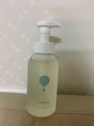 아미퓨어 [라이브] 피부장벽 강화를 위한 머랭 버블 클렌저 천연계면활성제로 온가족 사용가능 — 5점을 준 리뷰어가 2021년 7월 올린 사용 사진
